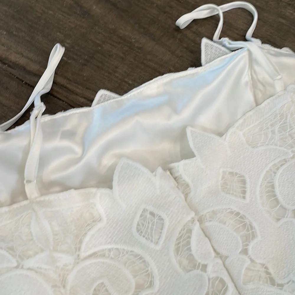 Bardot White Lace Dress - Picture 9 of 13